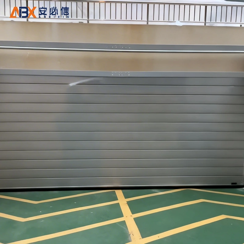 南昌市铝质快速门